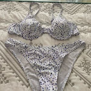 High on the hip bikini.